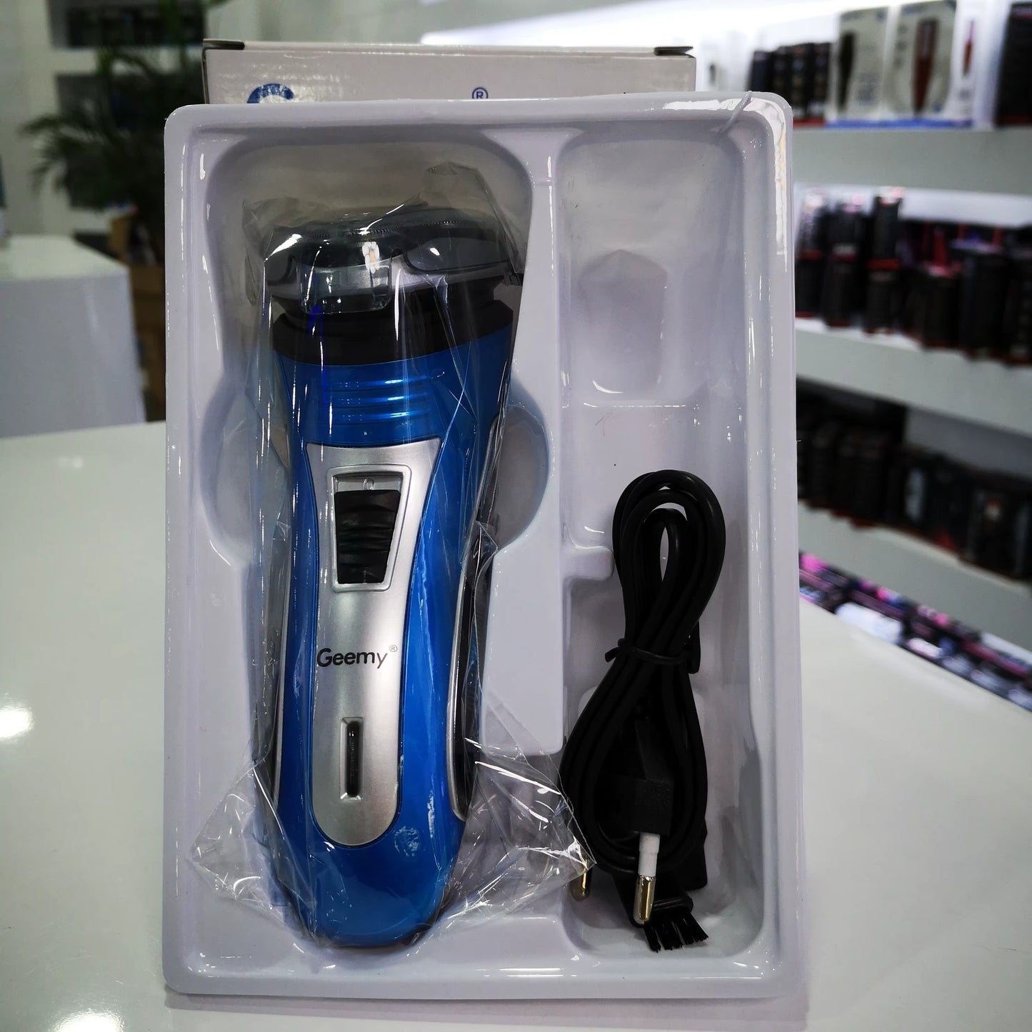 Golarka elektryczna GEEMY GM7090 bezprzewodowa, precyzyjna